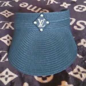 Cute black paper sun hat 🧢